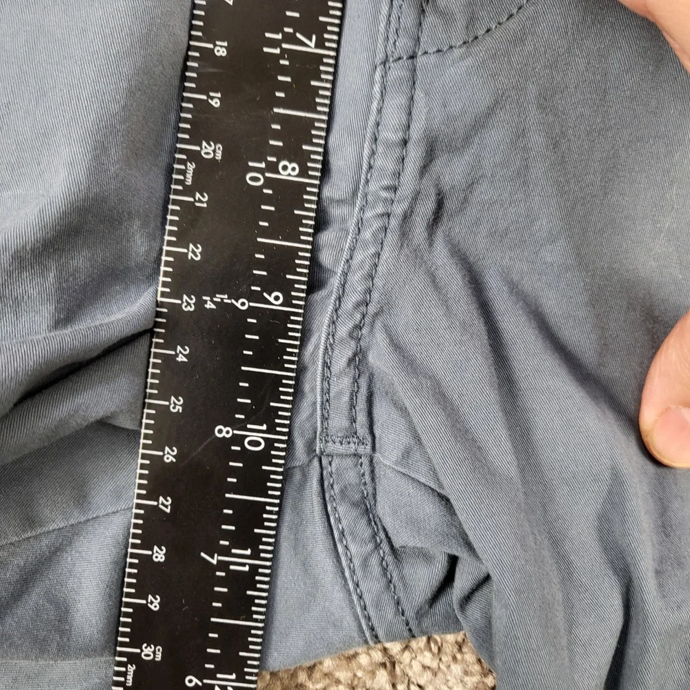 Levis XX Chino Shorts Mens 30 Gray Stretch Twill 85229-0061 Casual‎ Urban